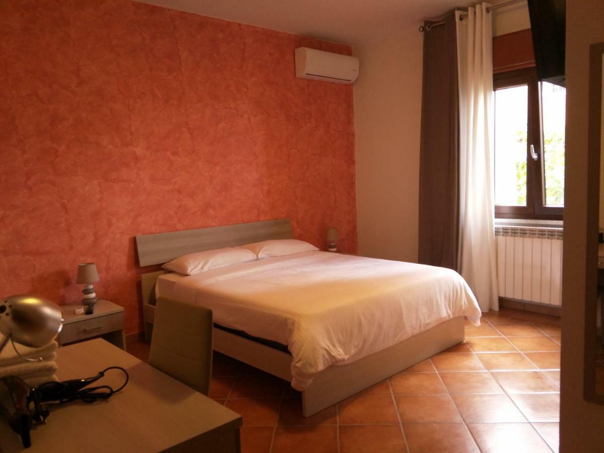B&B Benjamas Bisacquino Esterno foto