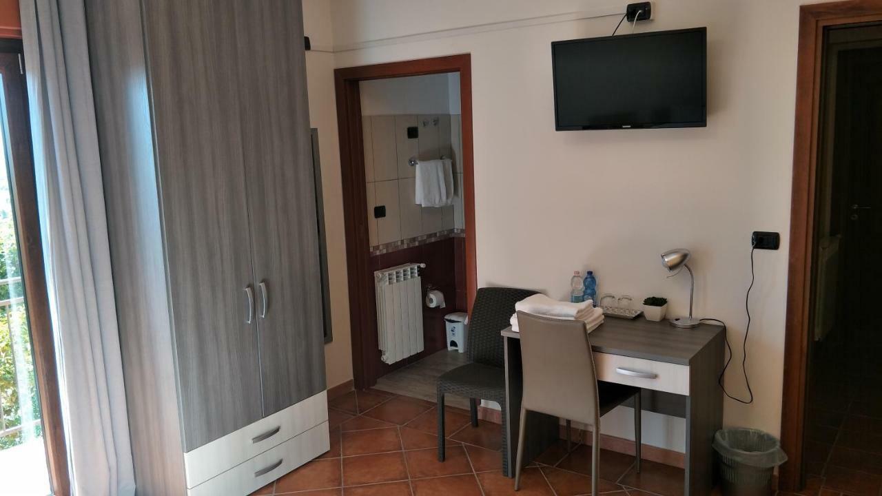 B&B Benjamas Bisacquino Esterno foto